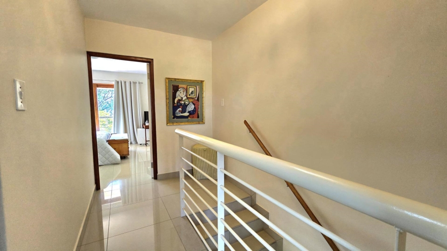 2 Bedroom Property for Sale in Hartbeespoort North West